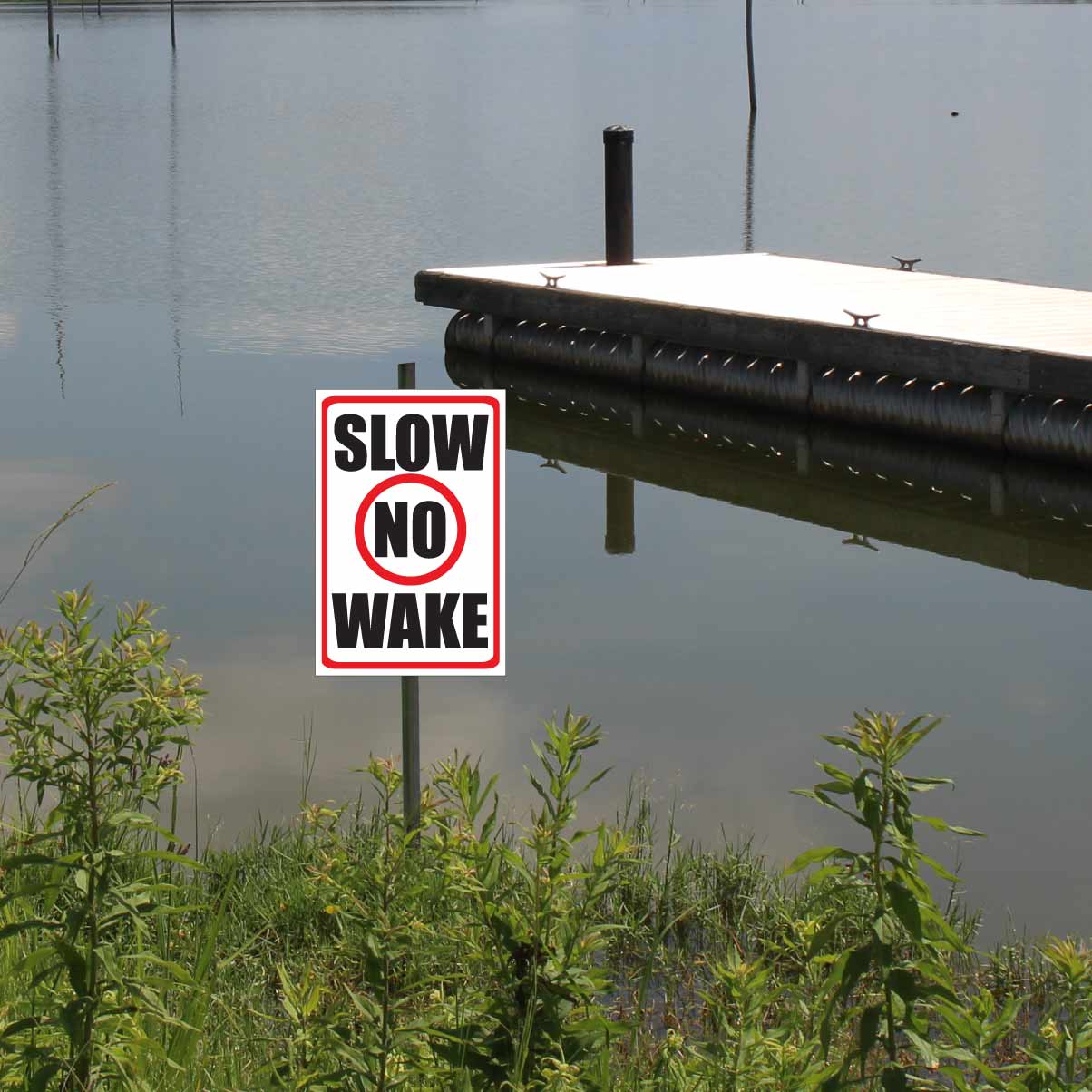 Slow No Wake Sign