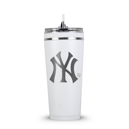 Officially Licensed New York Yankees 26oz Flex Bottle