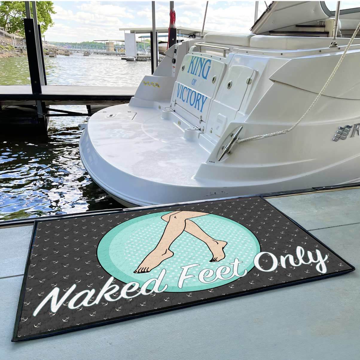 Naked Feet Only Boat Mat