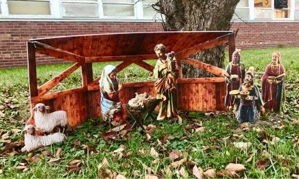 Christmas Nativity Set - 3D Manger Scene with Figurines - FREE SHIPPING