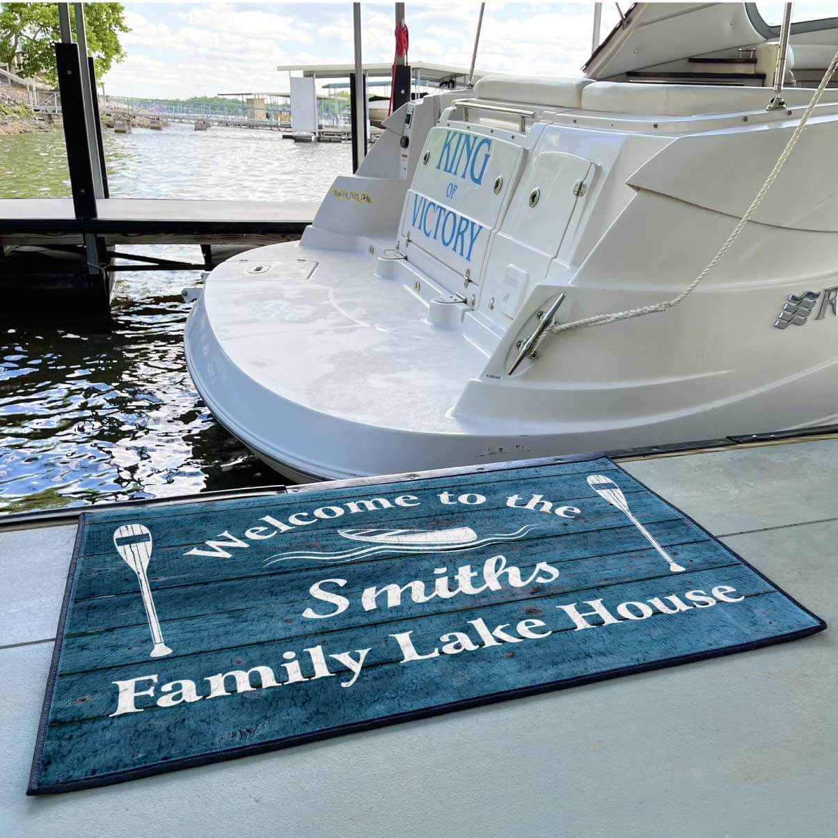 Custom lake house boat mat