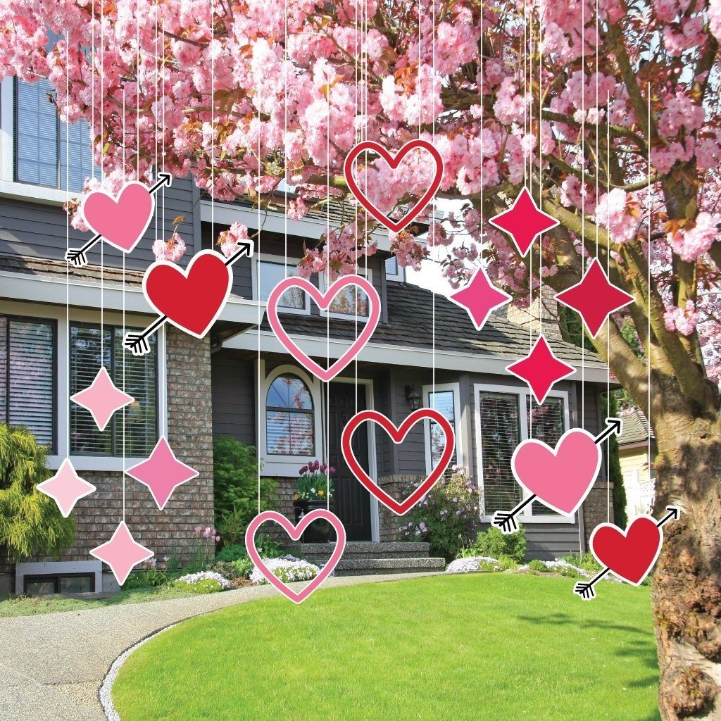 Valentine's Day Yard Decoration - Hanging Hearts and Sparkles - FREE SHIPPING