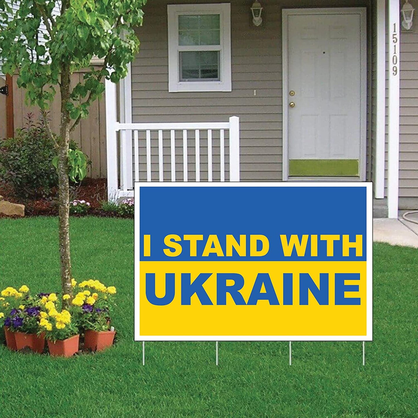 I Stand with Ukraine 24x36 Yard Sign with 4 EZ Stakes (21598)